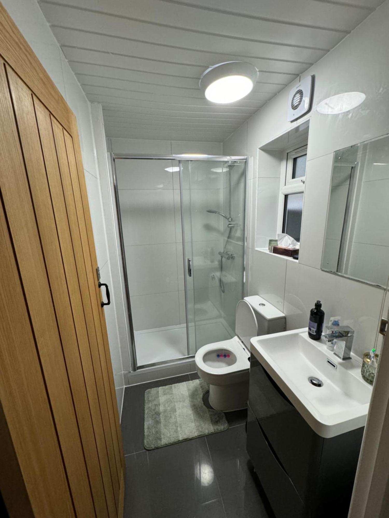 Wild & Free Hot Tub Retreat Apartment Dartford Exterior photo
